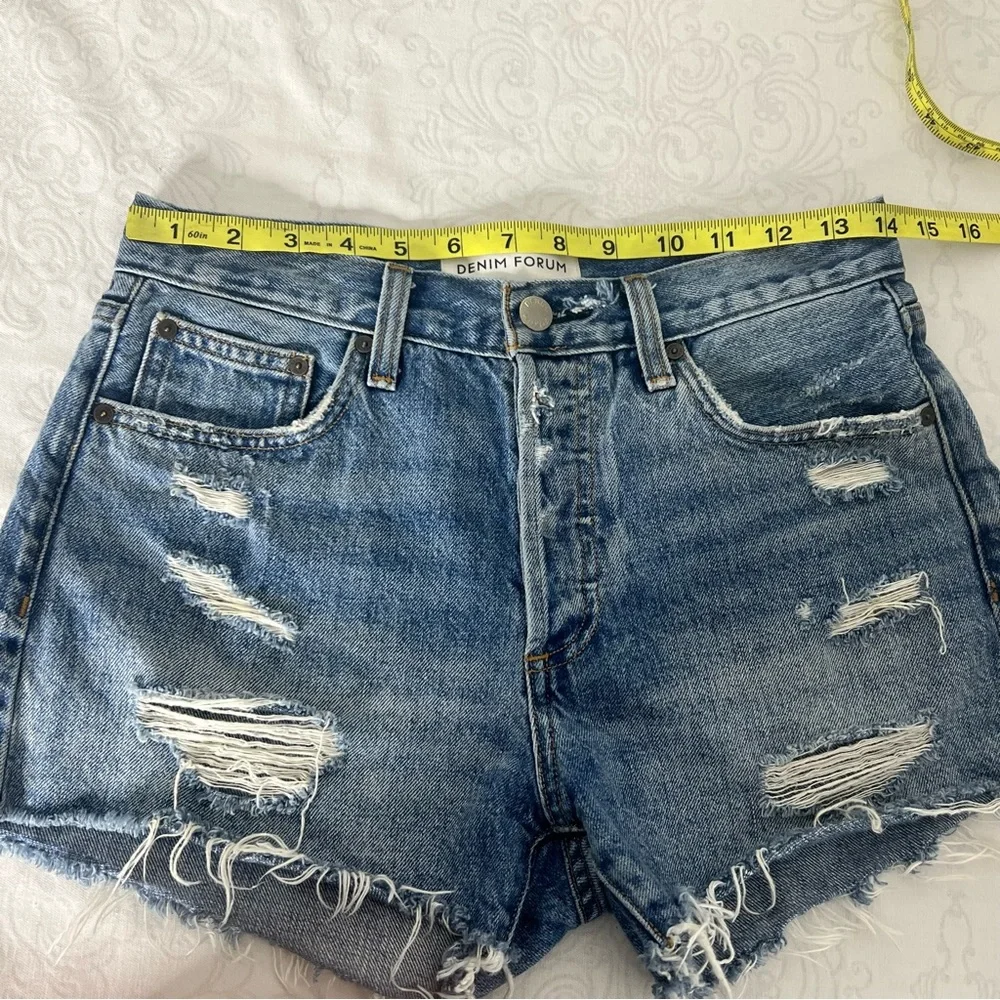 Aritzia Denim Forum Organic Cotton The Ex Boyfriend Distressed Button Shorts 25